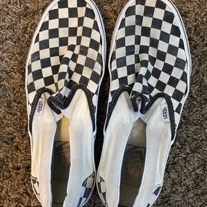 CHECKERED VANS!!